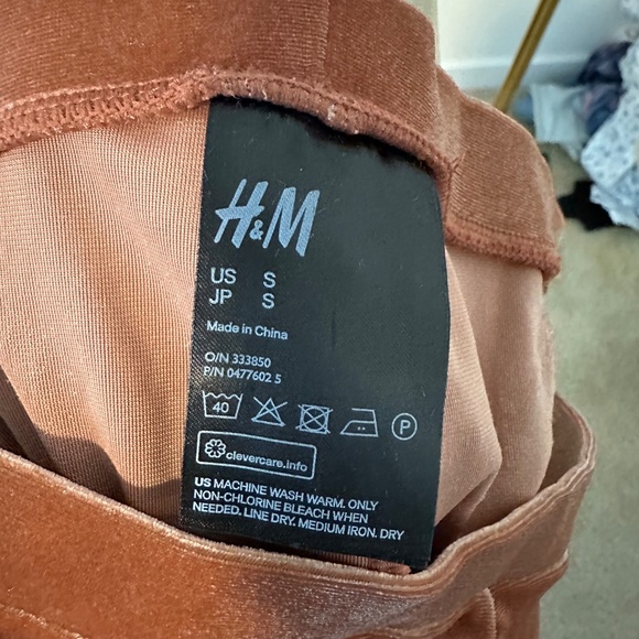 H&M Velvet Leggings - Picture 3 of 3